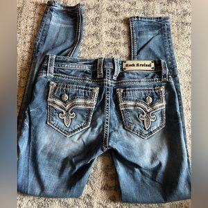 Rock revival “betty” skinny light wash jeans size 28